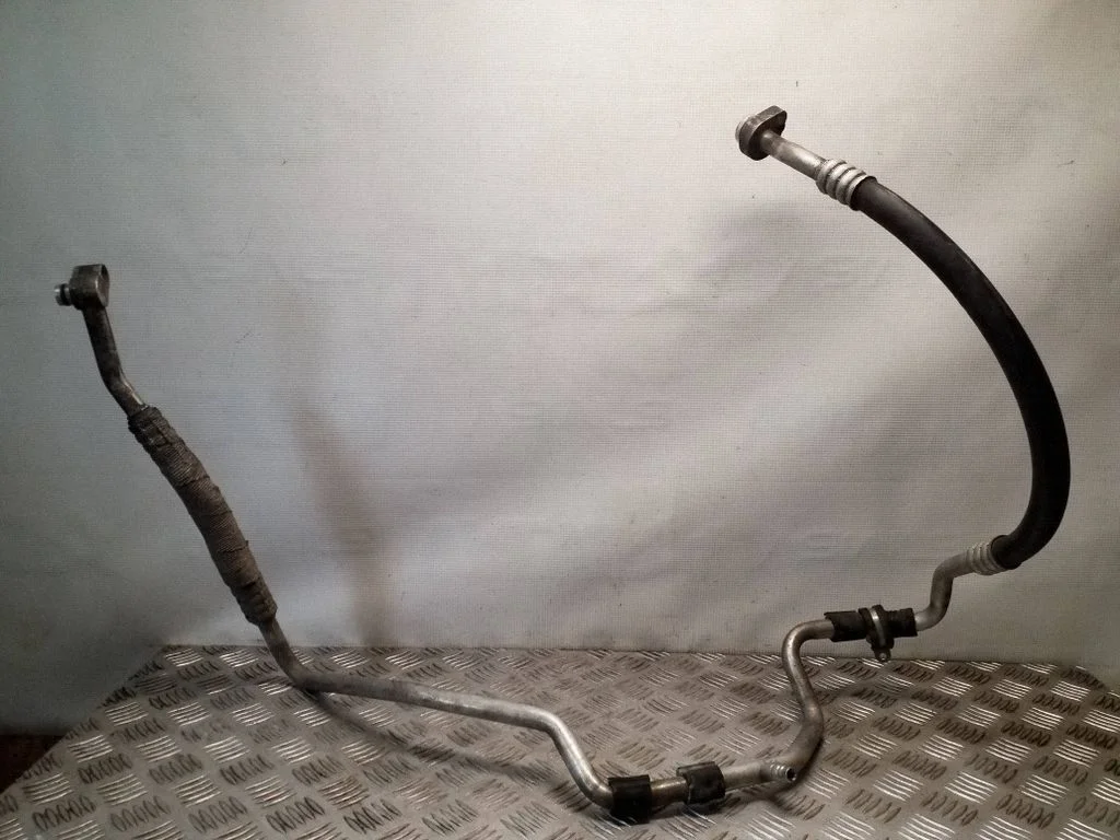 Kliimaseadme toru / voolik 1T0820743BR