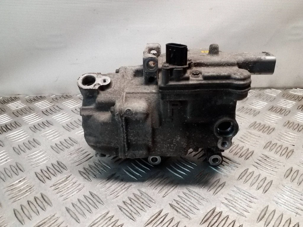 Air conditioning (A/C) compressor (pump) 0422001330