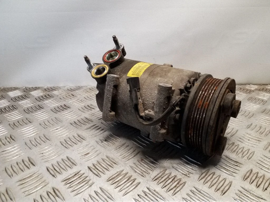 Sprężarka klimatyzacji AV6119D629DB