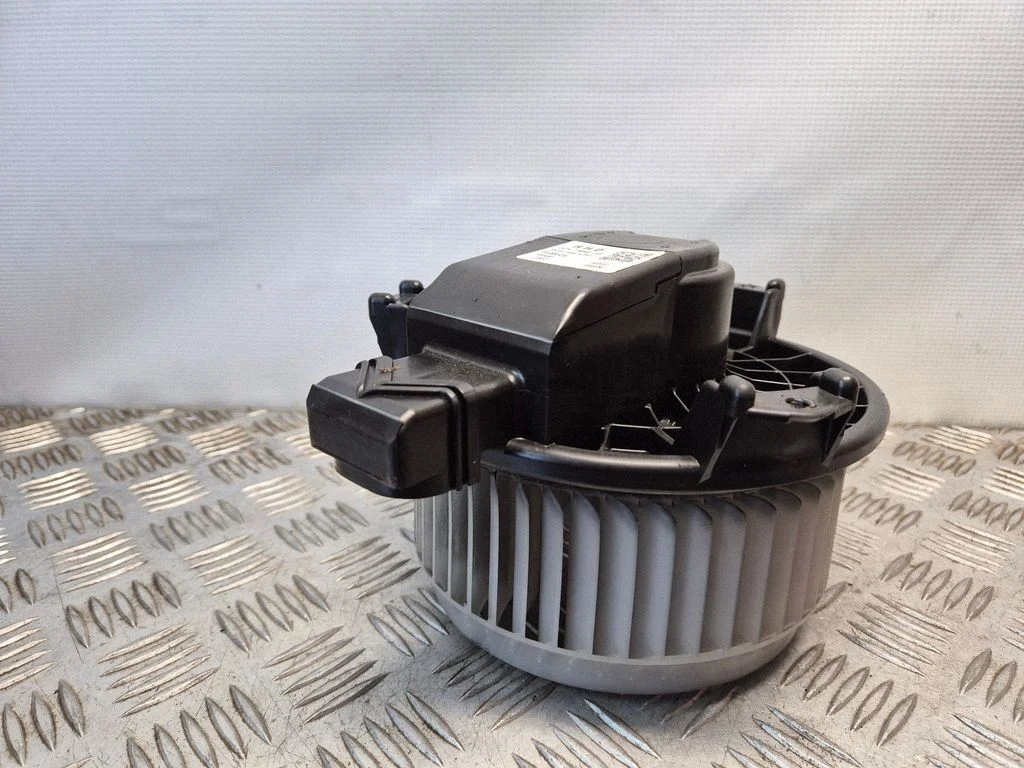 Heater fan/blower DS7H19846AA