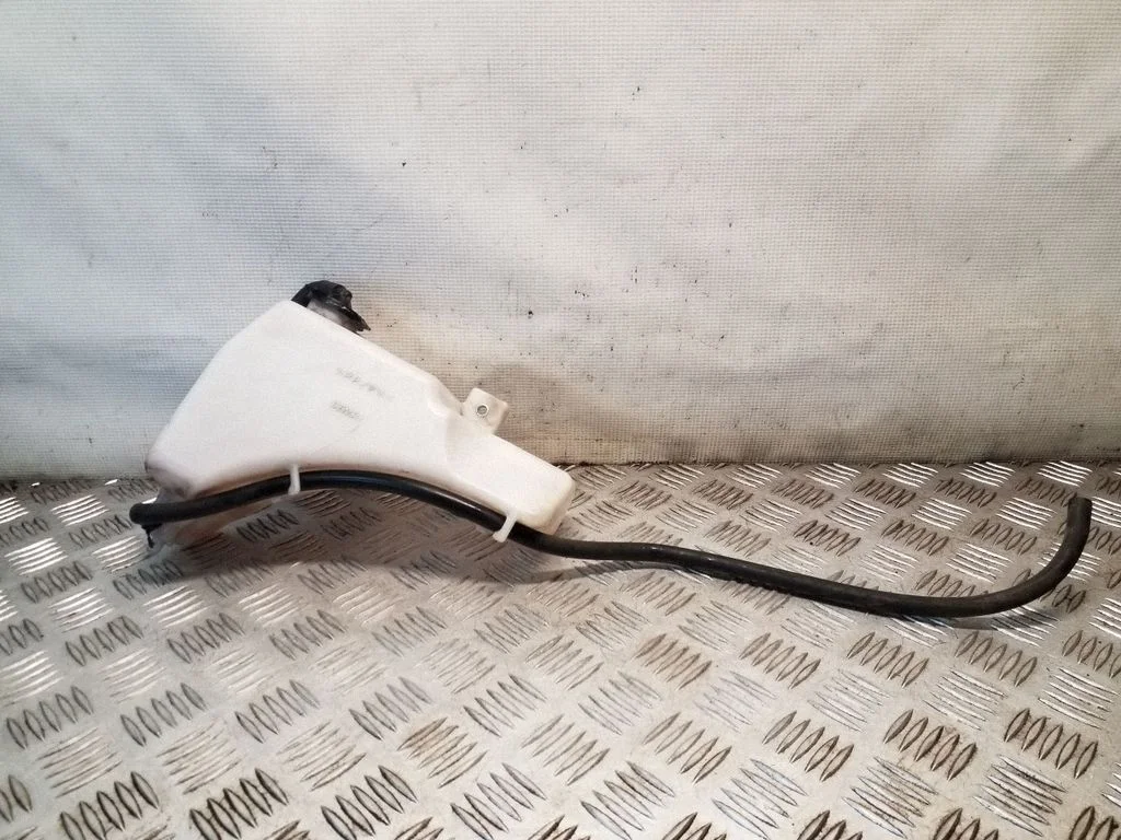Coolant expansion tank/reservoir