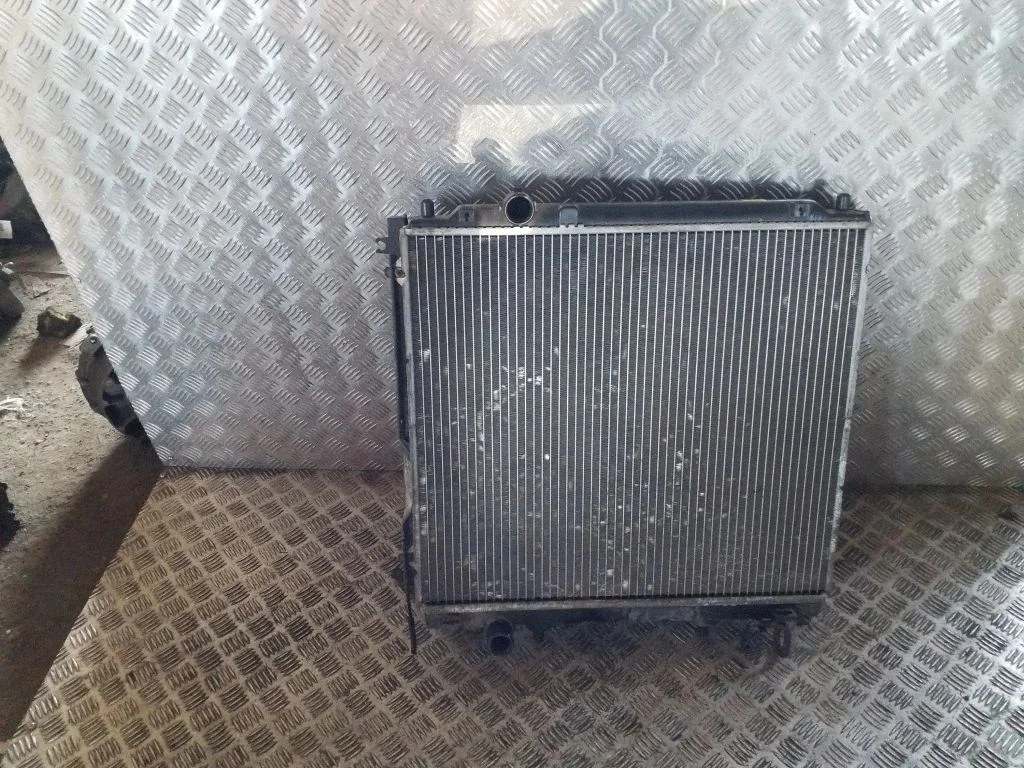 Coolant radiator