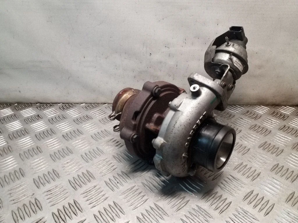 Turbocharger 55581063