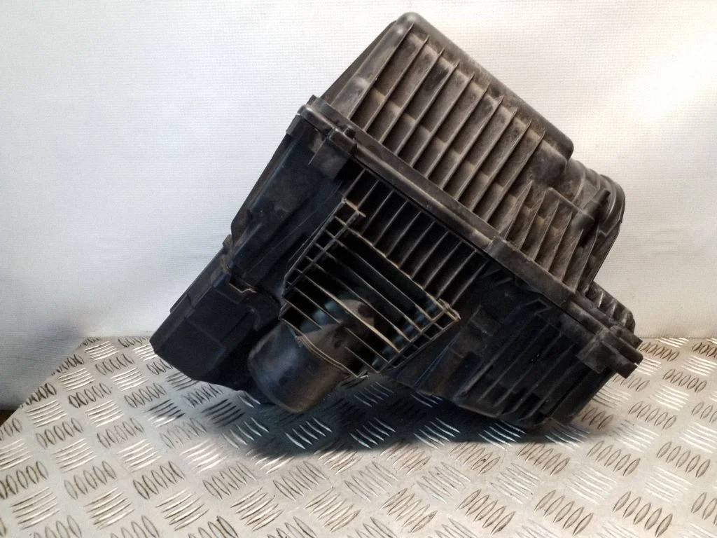 Air filter box 1498555080
