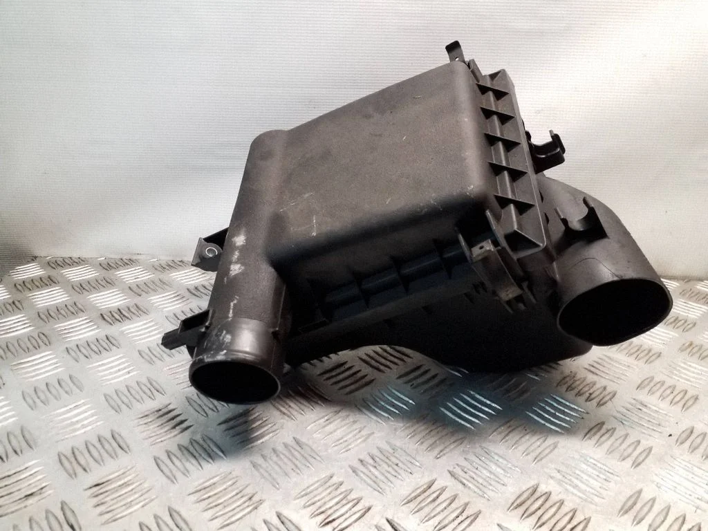 Air filter box 177010T130