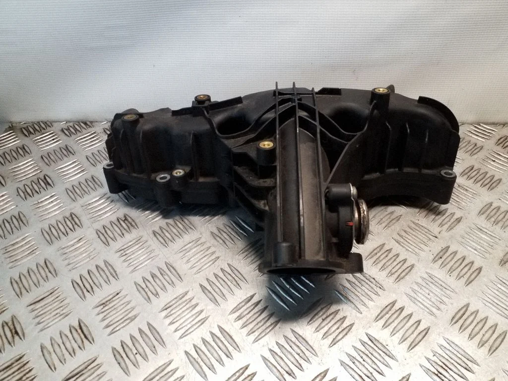 Intake manifold – Audi A5 Sportback 8TA (2009-2016)