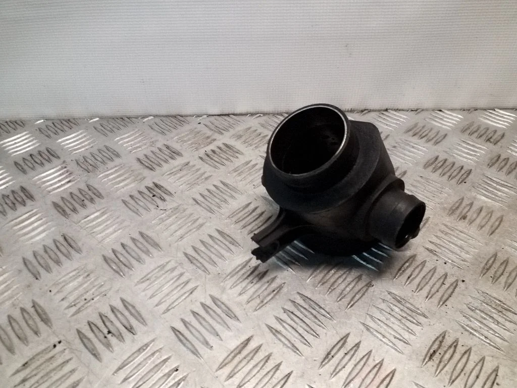 Turbo air intake inlet pipe/hose 059129955