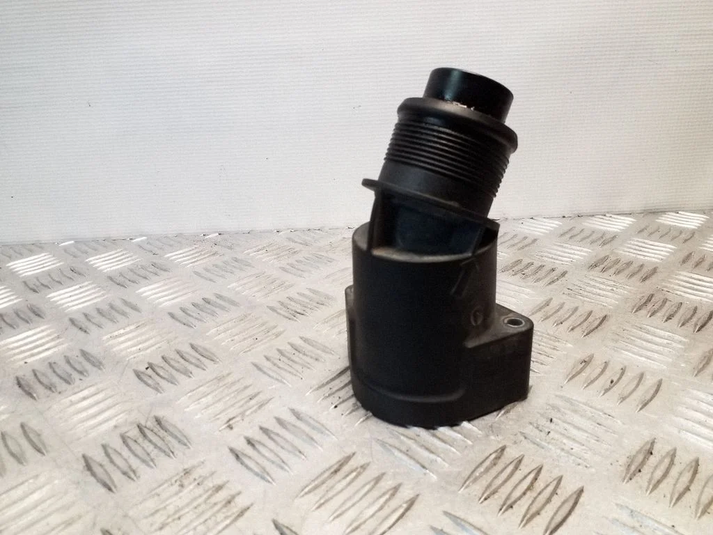Turbo õhu sisselasketoru/ -voolik 04L131111T