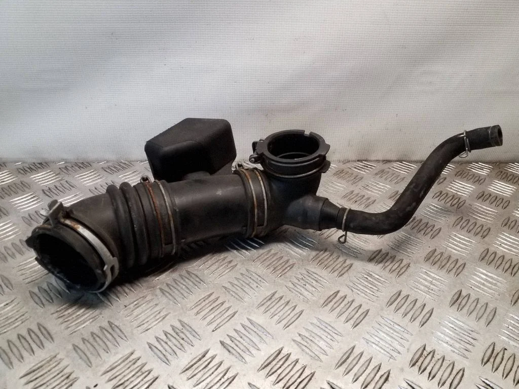 Air intake hose/pipe 178800T050