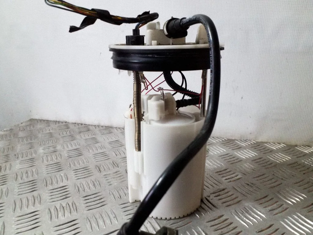 In-tank fuel pump AV619H307AC