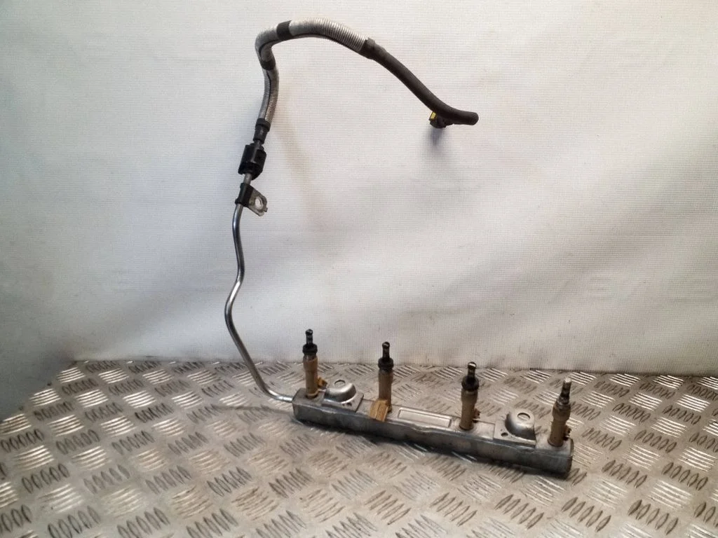 Fuel main line pipe 232500T030