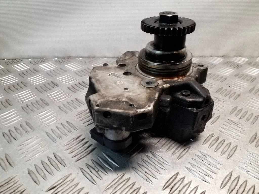 Fuel injection high pressure pump A6420700201