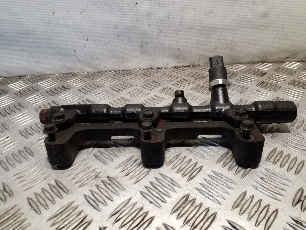 Fuel main line pipe 315004X500
