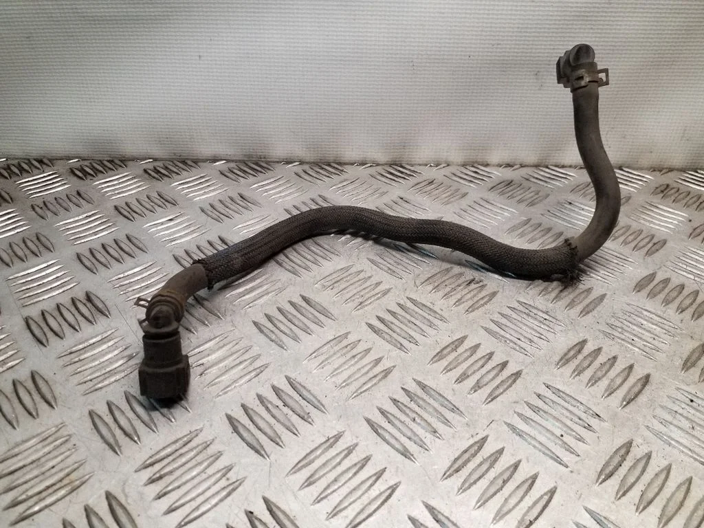 Fuel line pipe