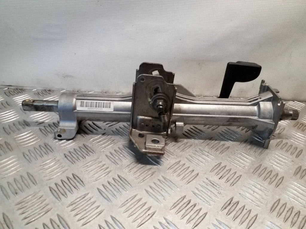 Steering wheel axle P05057151AD