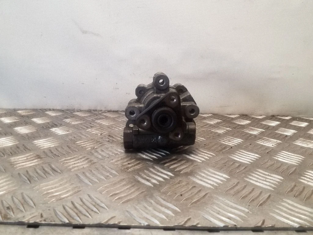 Power steering pump