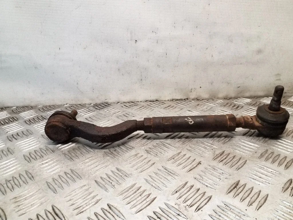 Steering tie rod – right