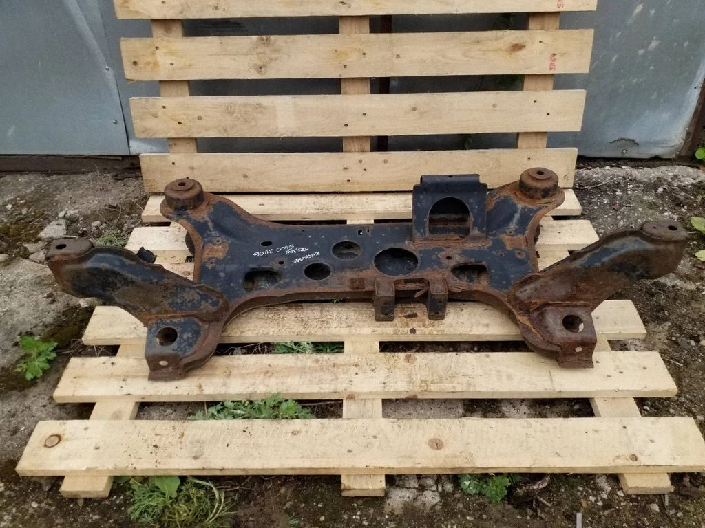 Front subframe 8C115019AE