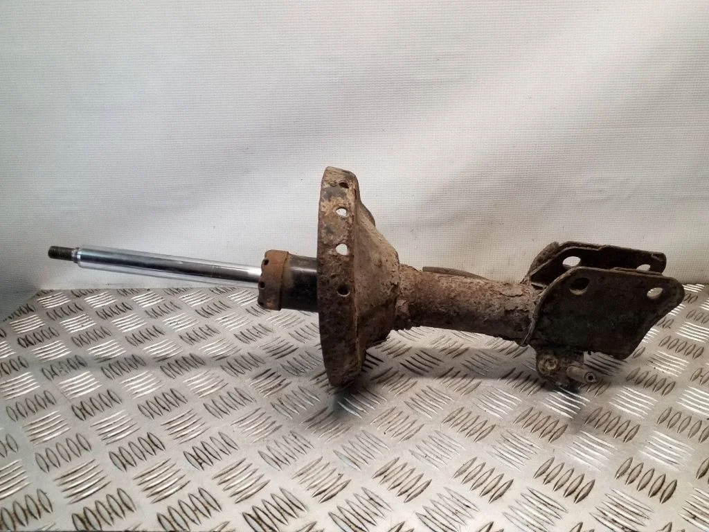 Front shock absorber/damper – right