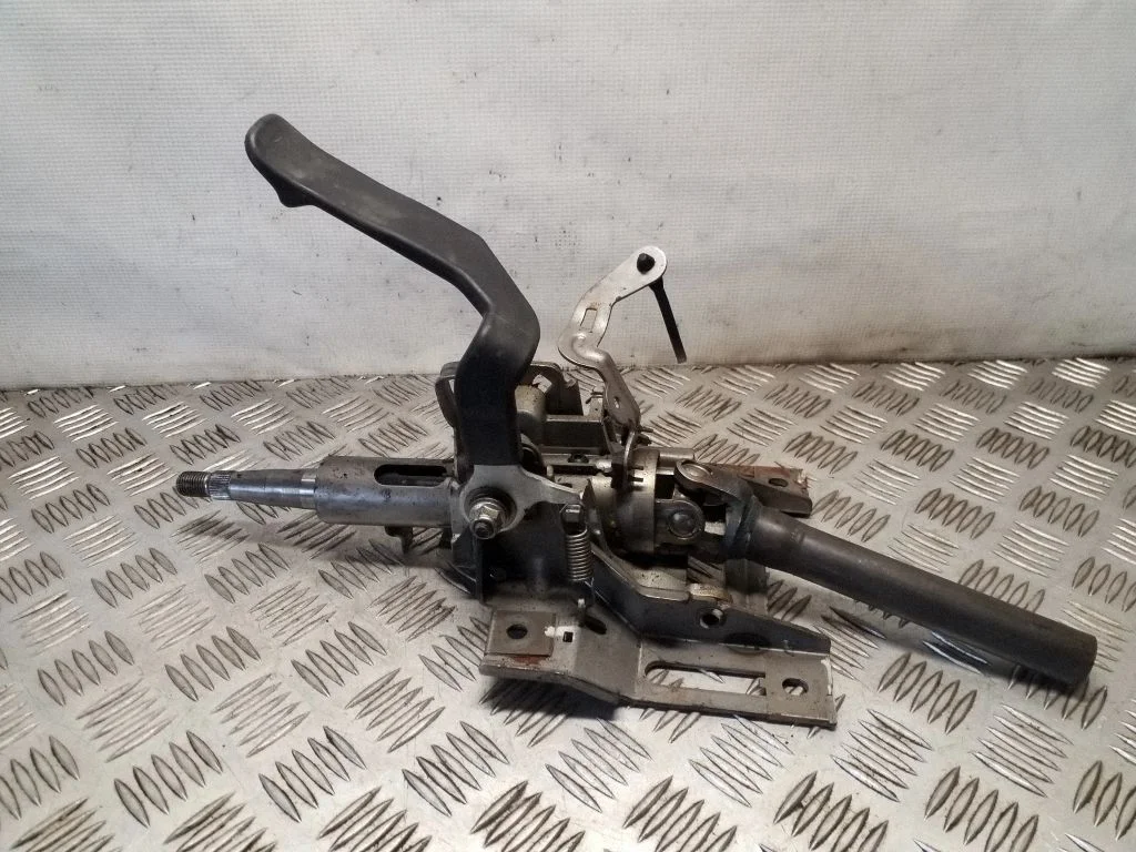 Steering wheel axle