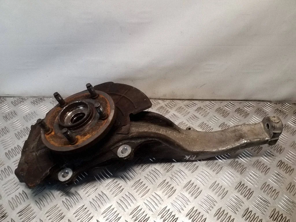Front wheel hub 52090177AC