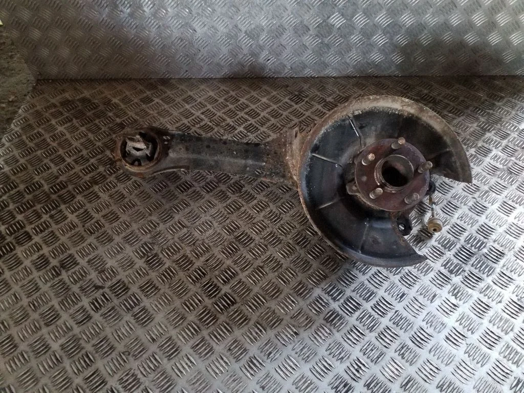 Piasta tylna 6G915A968