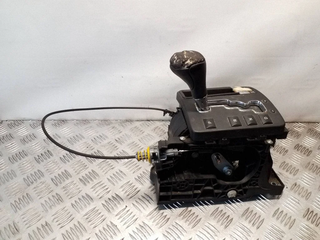 Gear selector mechanism 1ET59DX9AA