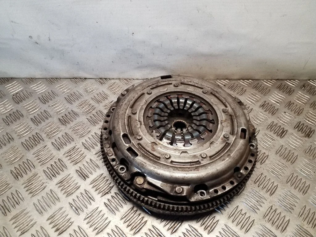 Zestaw sprzęgła 03L105266CC