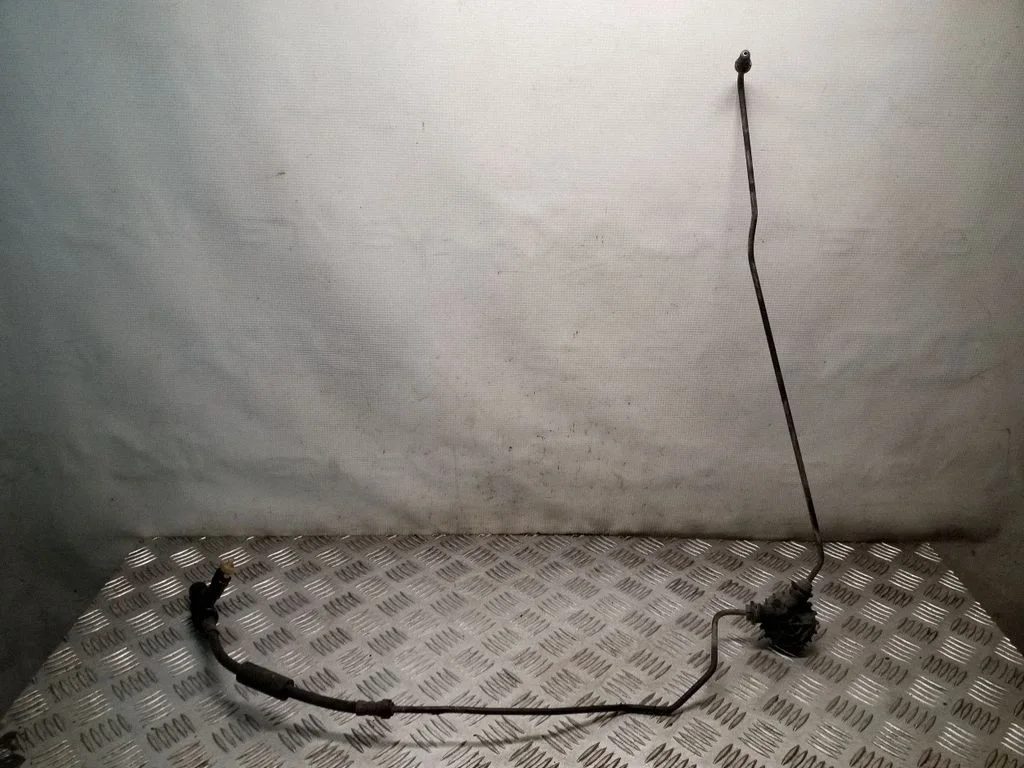 Clutch pipe/line
