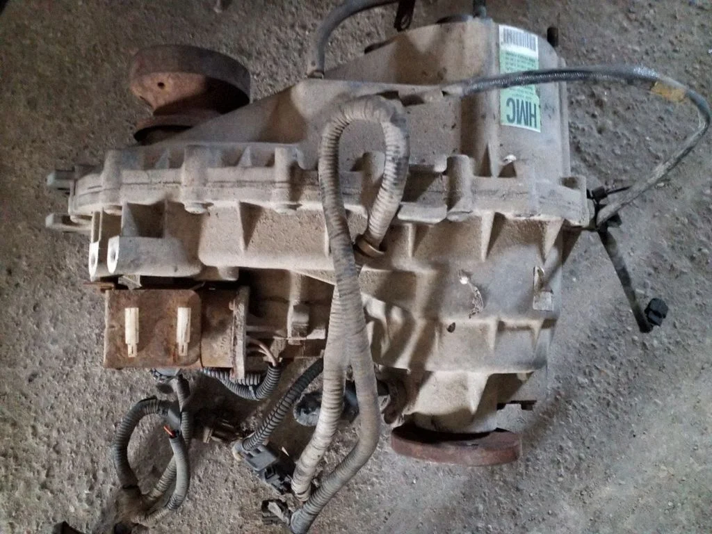 Ātrumkārbas reduktors (sadales kārba) 47000H1070