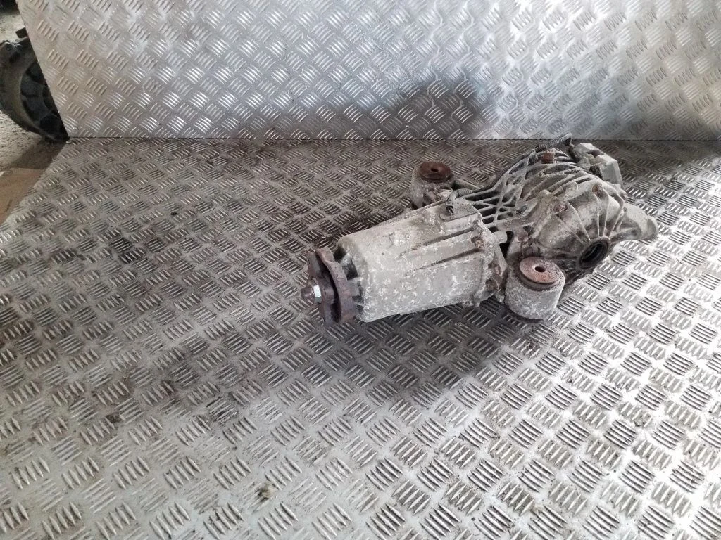 Aizmugurējais reduktors 22721326