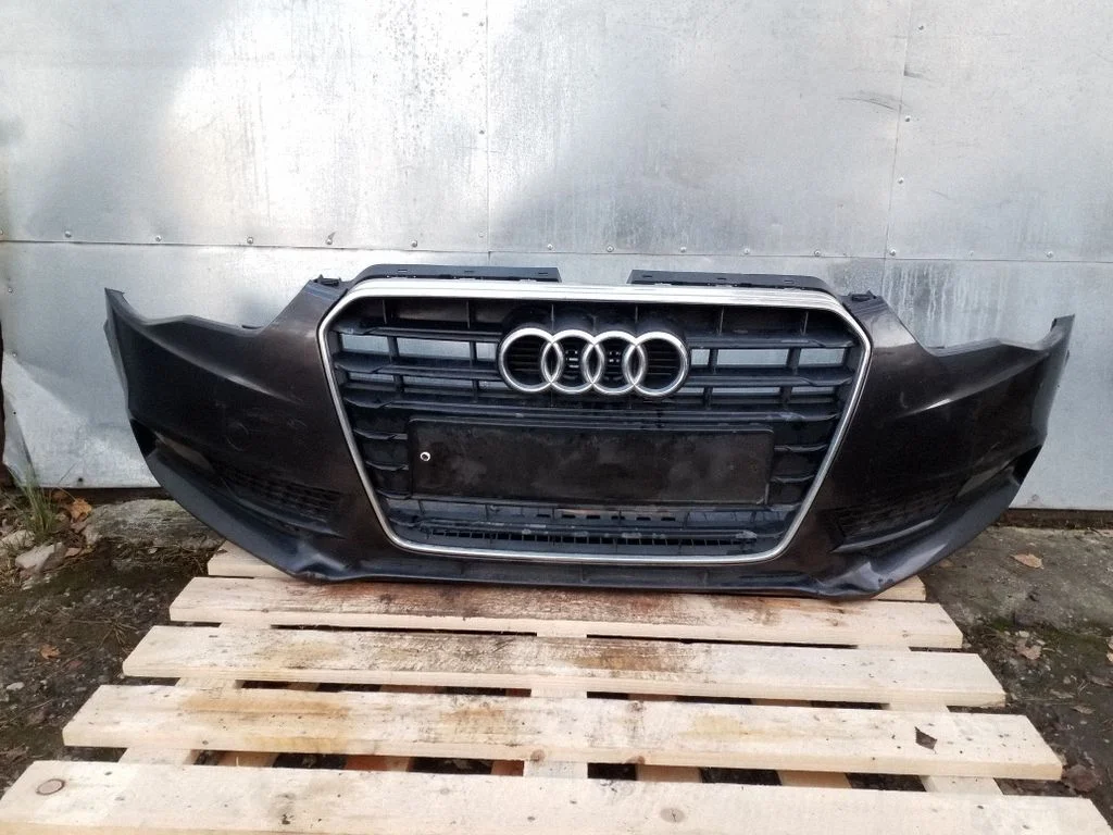 Front bumper 8T0807437AD