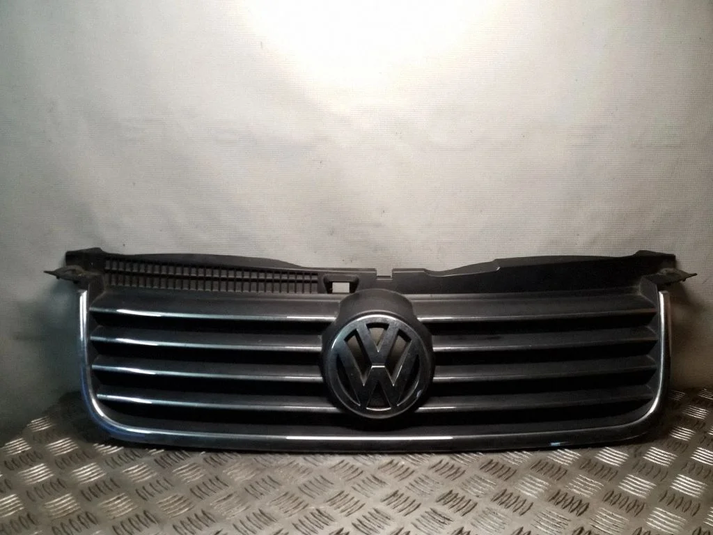 Augšējās restes – Volkswagen Passat B5.5 (2001-2005)