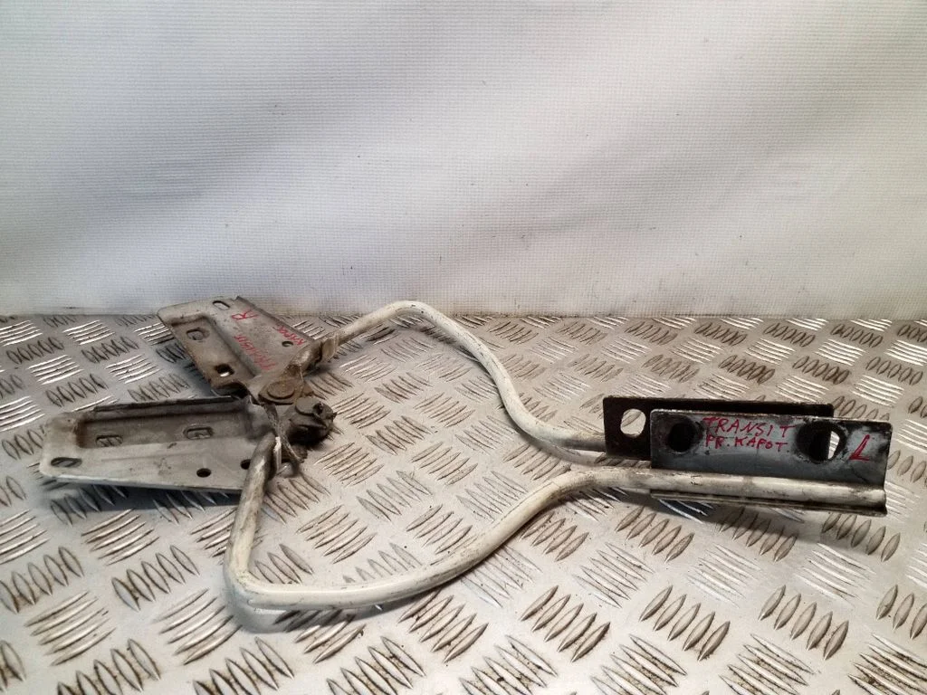 Zawiasy maski YC1516800AG