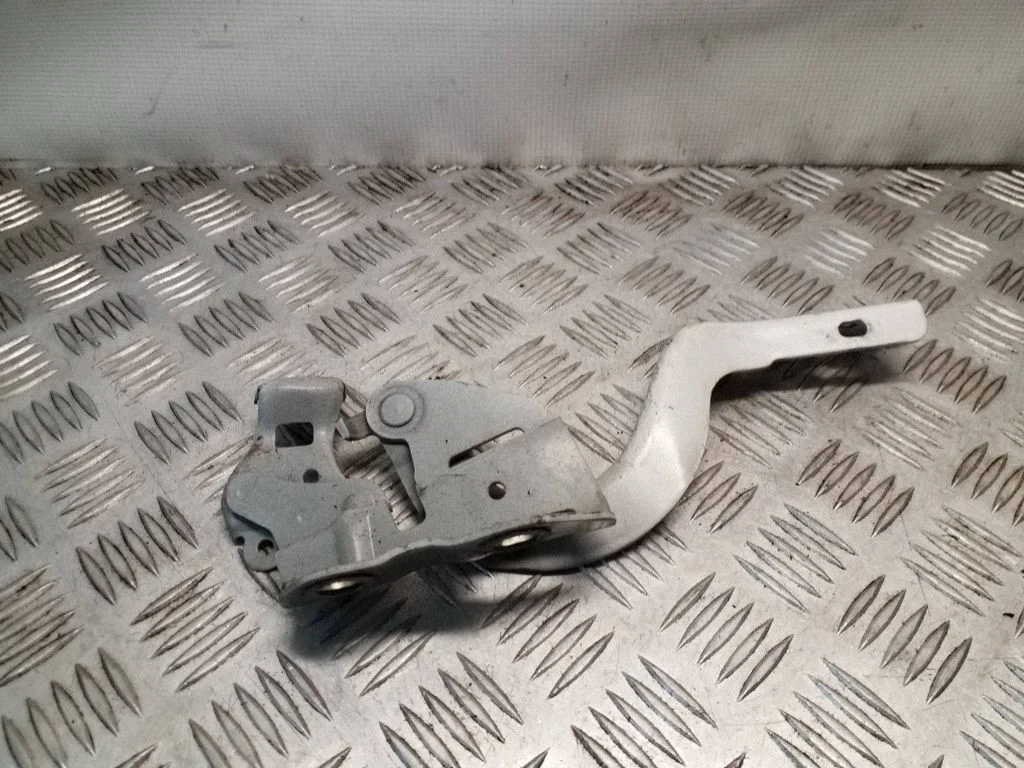 Engine bonnet/hood hinges – right