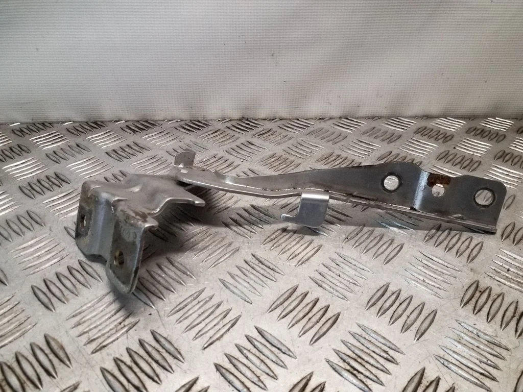 Mootorikapoti hinged – vasak