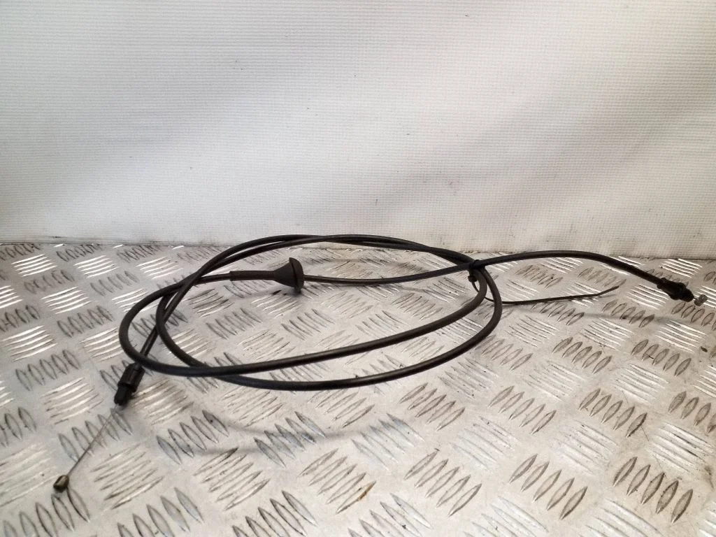 Engine bonnet/hood lock release cable