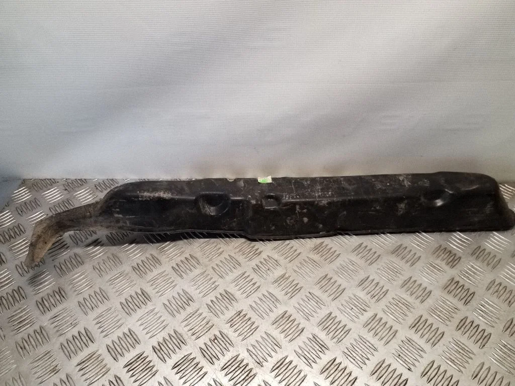 Pianka błotnika 6M21U16E561AD