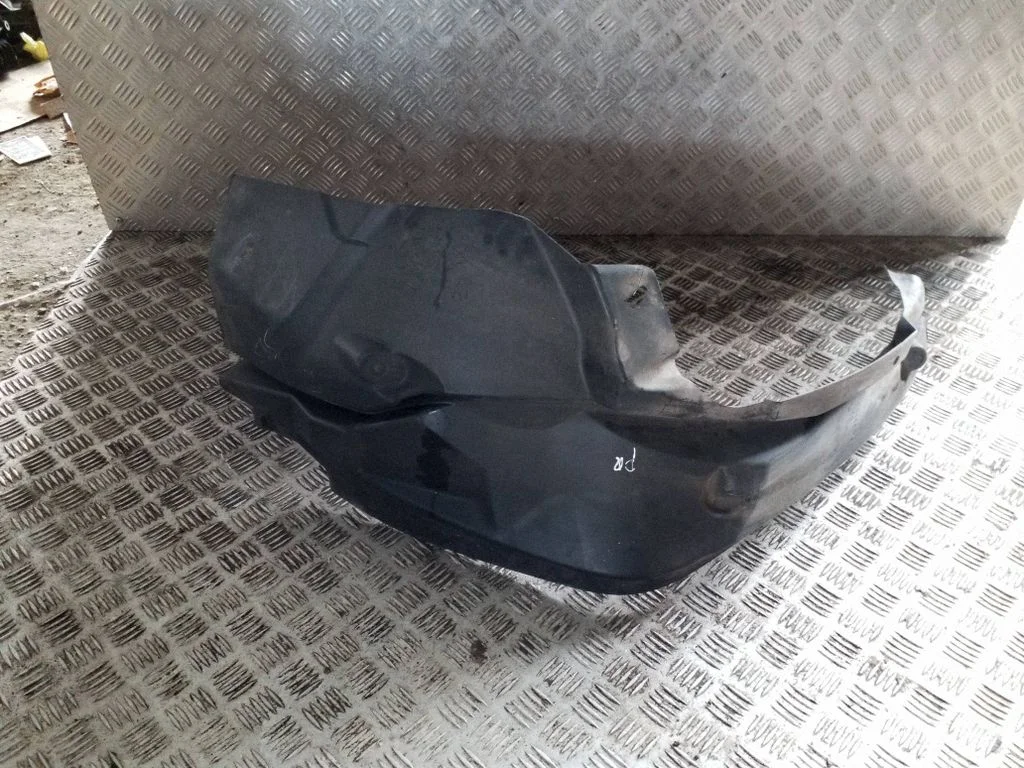 Esimene rattakoopa katteliist / porikaitse 05182556AB