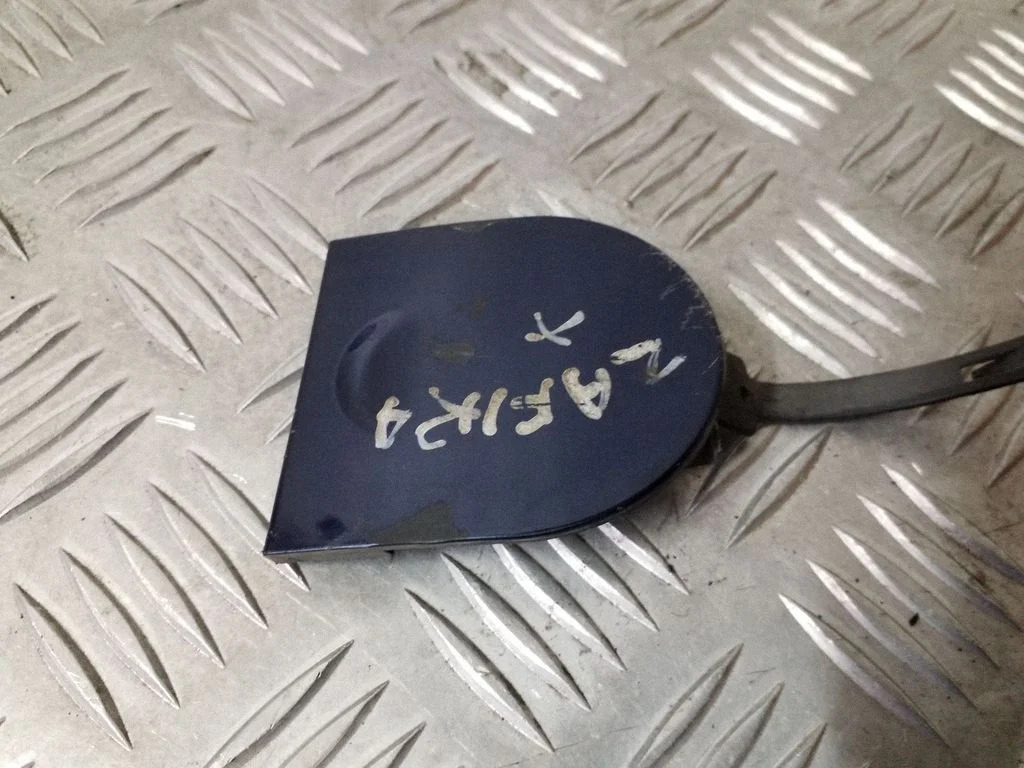 Galinis tempimo kilpos dangtelis