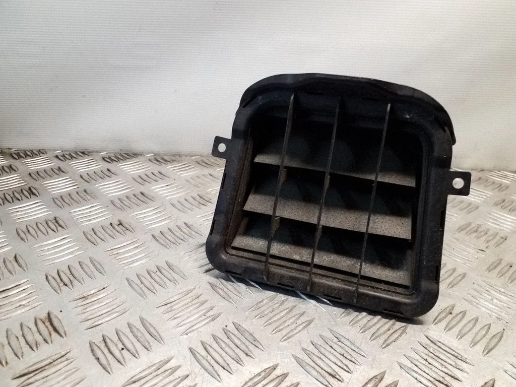 Quarter panel pressure vent – Audi A5 Sportback 8TA (2009-2016)