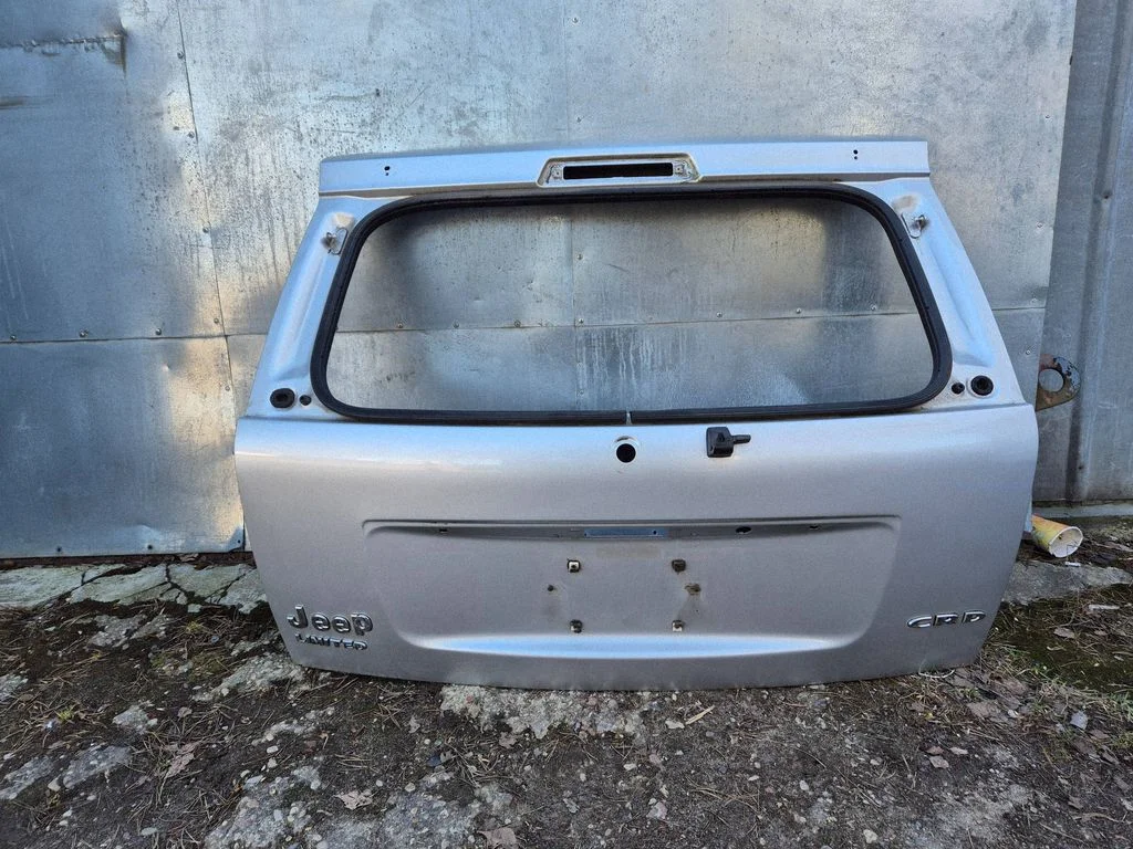 Tailgate/trunk/boot lid
