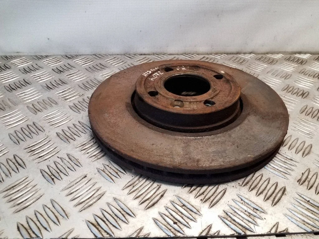 Esimene piduriketas – Nissan Note (E11) (2006-2014), parem