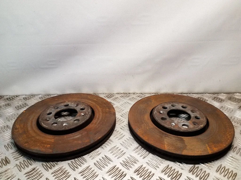 Priekšējais bremžu disks