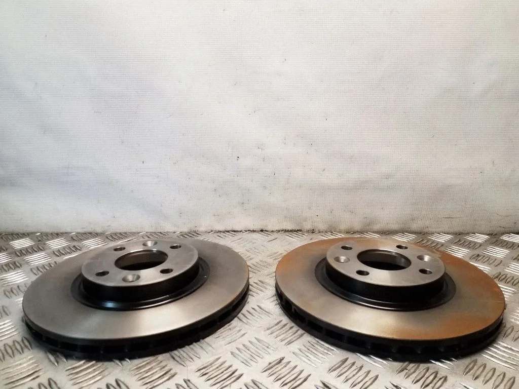 Esimene piduriketas – Renault Clio IV (2012-2019)