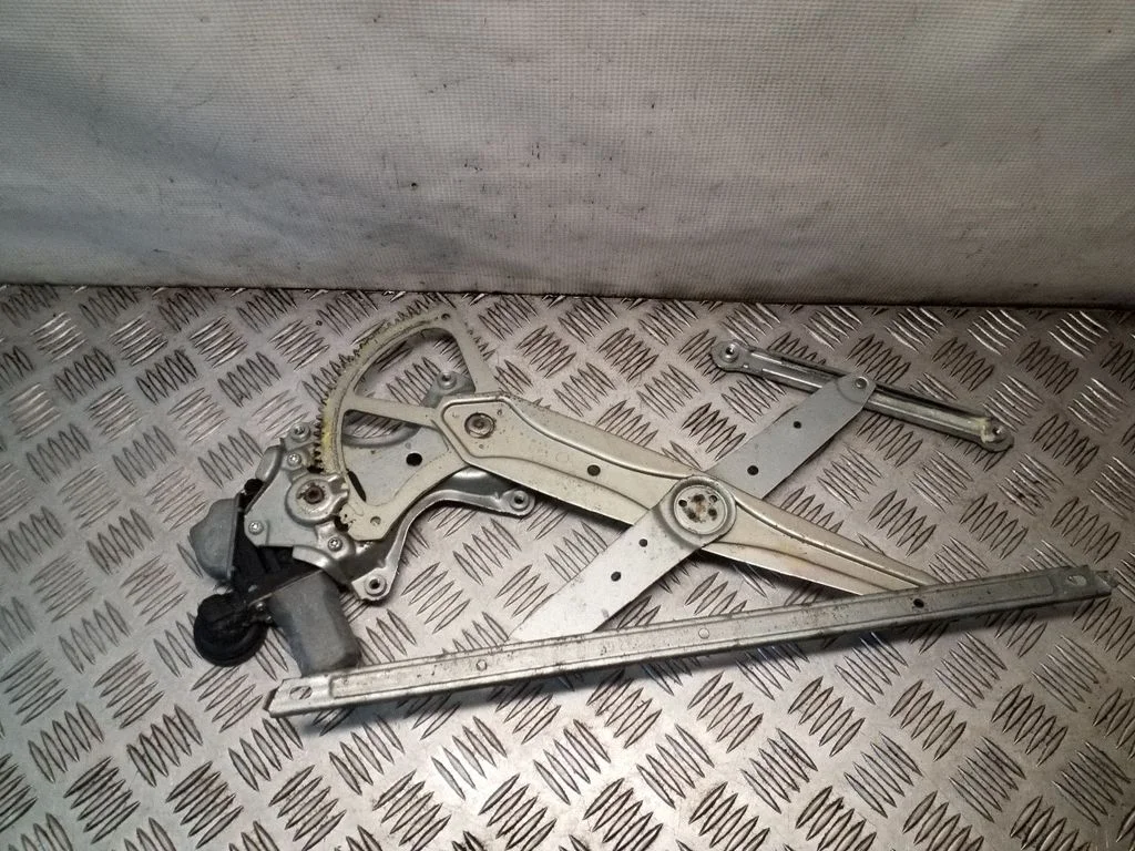 Front door window regulator with motor 8571048090