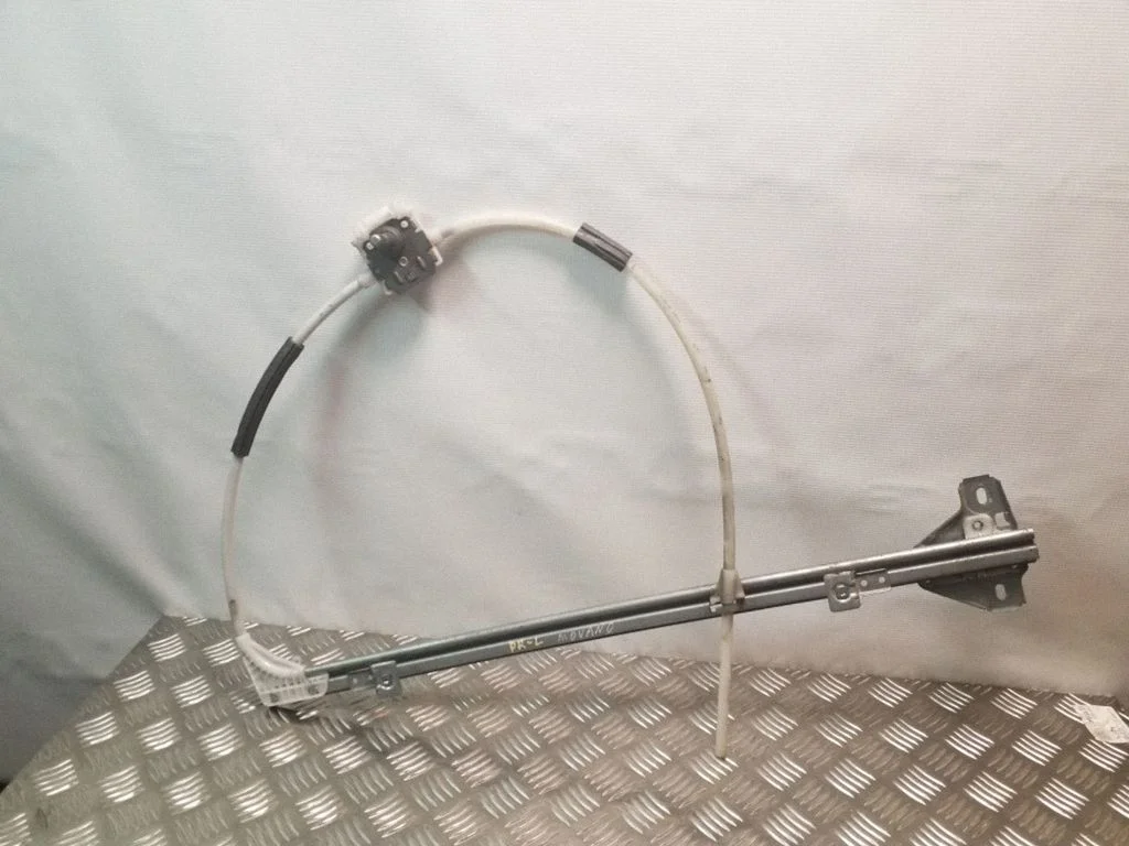 Mechaninis priekinio lango pakėlimo mechanizmas