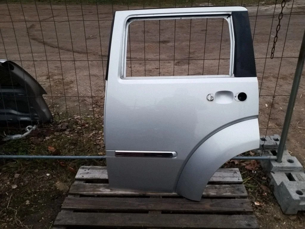 Rear door – left
