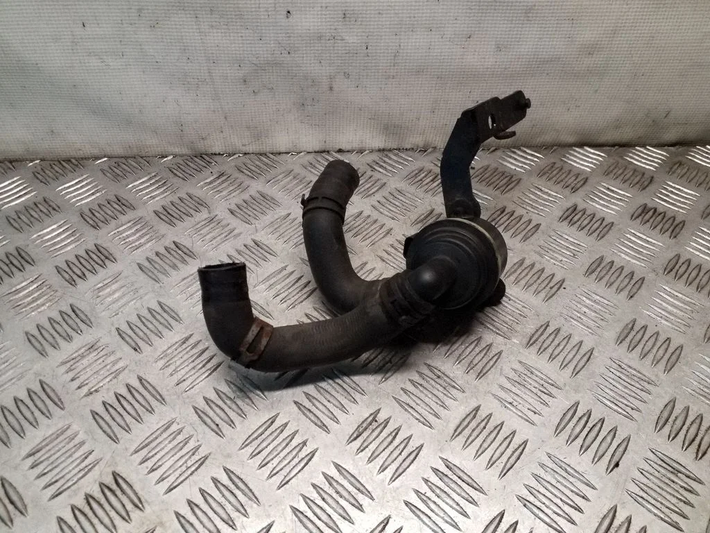 Electric auxiliary coolant/water pump 5N0965561A