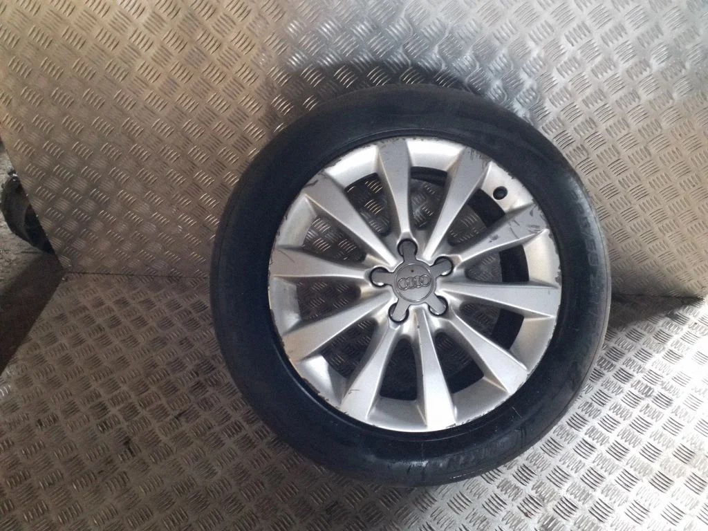 R17 alloy rim 4G0601025AG